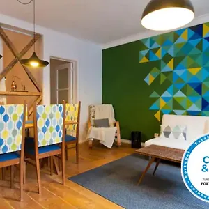 lisbon-santanna-apartments.hotels-lisbon-portugal.com/